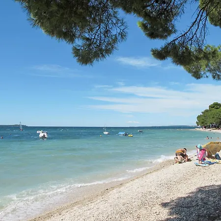 De L'amour By Interhome