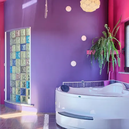 De L'amour By Interhome