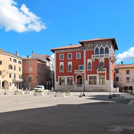 De L'amour By Interhome *