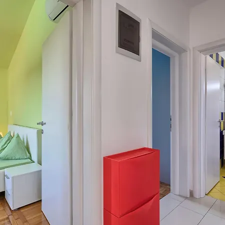 De L'amour By Interhome *