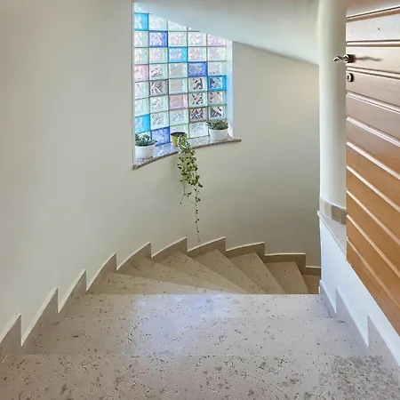 De L'amour By Interhome * Vodnjan