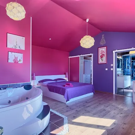 De L'amour By Interhome *