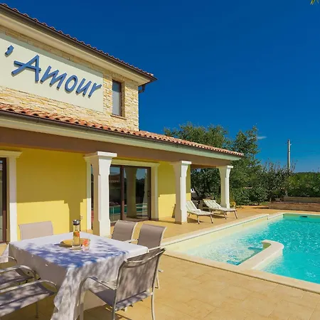 De L'amour By Interhome *