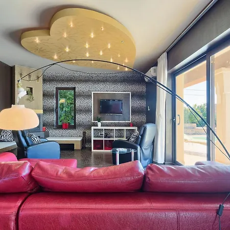 Villa De L'amour By Interhome *